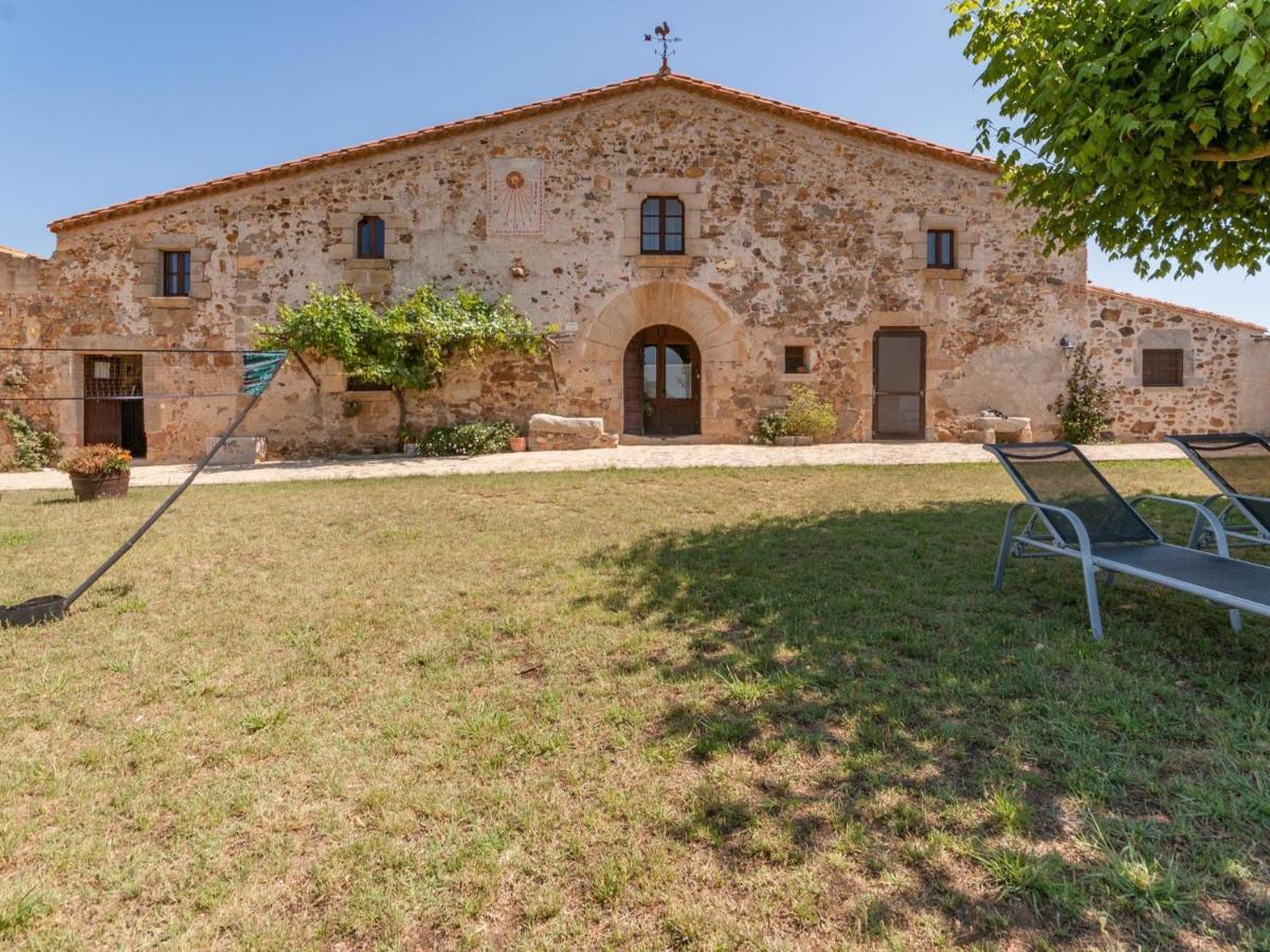 Belvilla By Oyo Pahissa Can Abres Cassa De La Selva Exterior photo